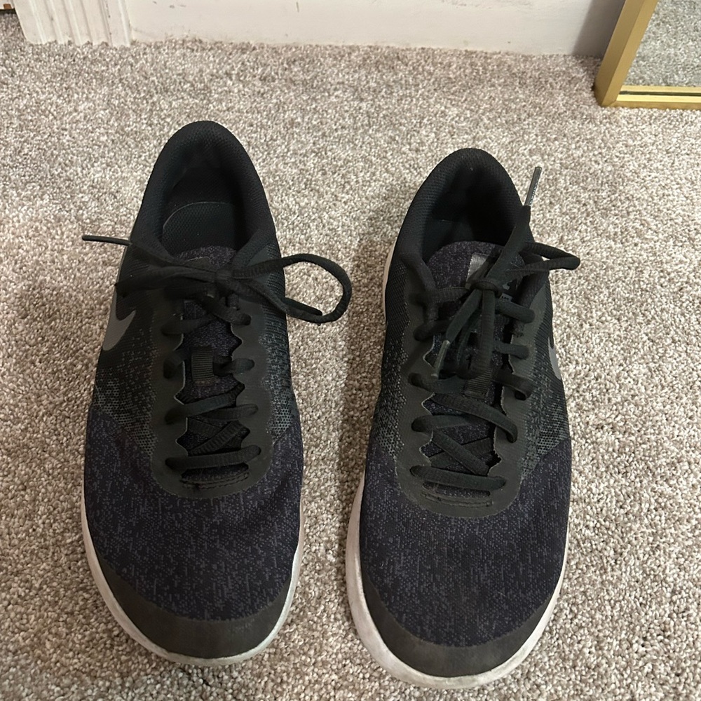 Nike Youth Black and White Sneakers